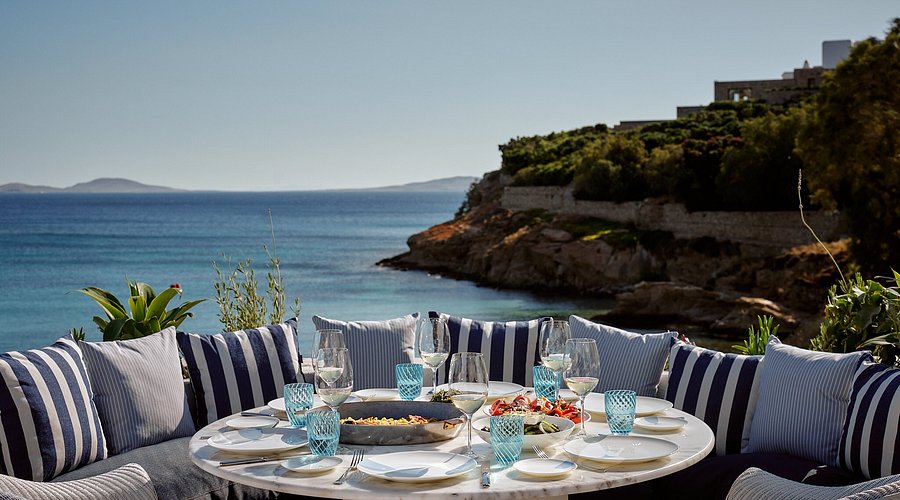 Dining in Mykonos is best enjoyed slowly