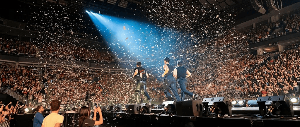 Live concert experiences feature image