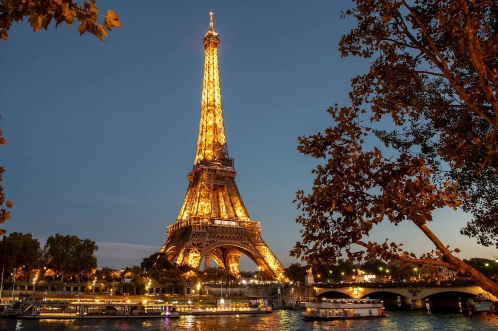 where to travel in autumn 2026