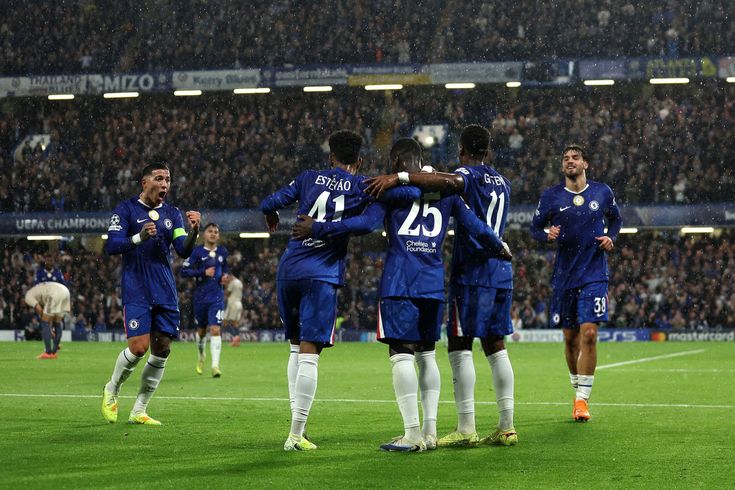 Chelsea players on the pitch during the 2026/27 Premier League season