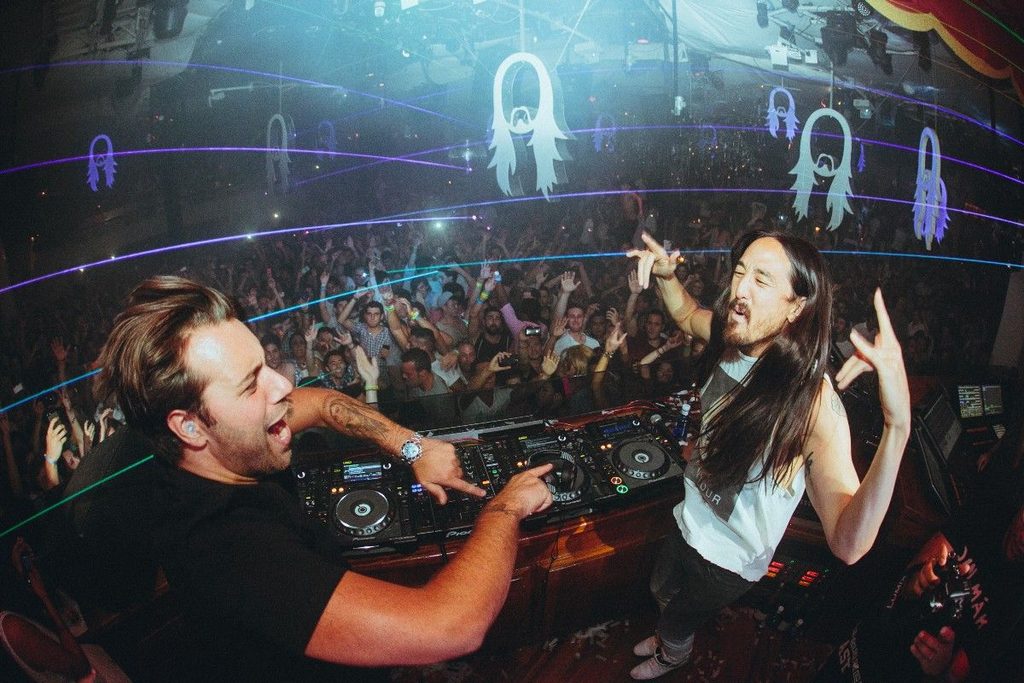 Las Vegas Halloween VIP tables